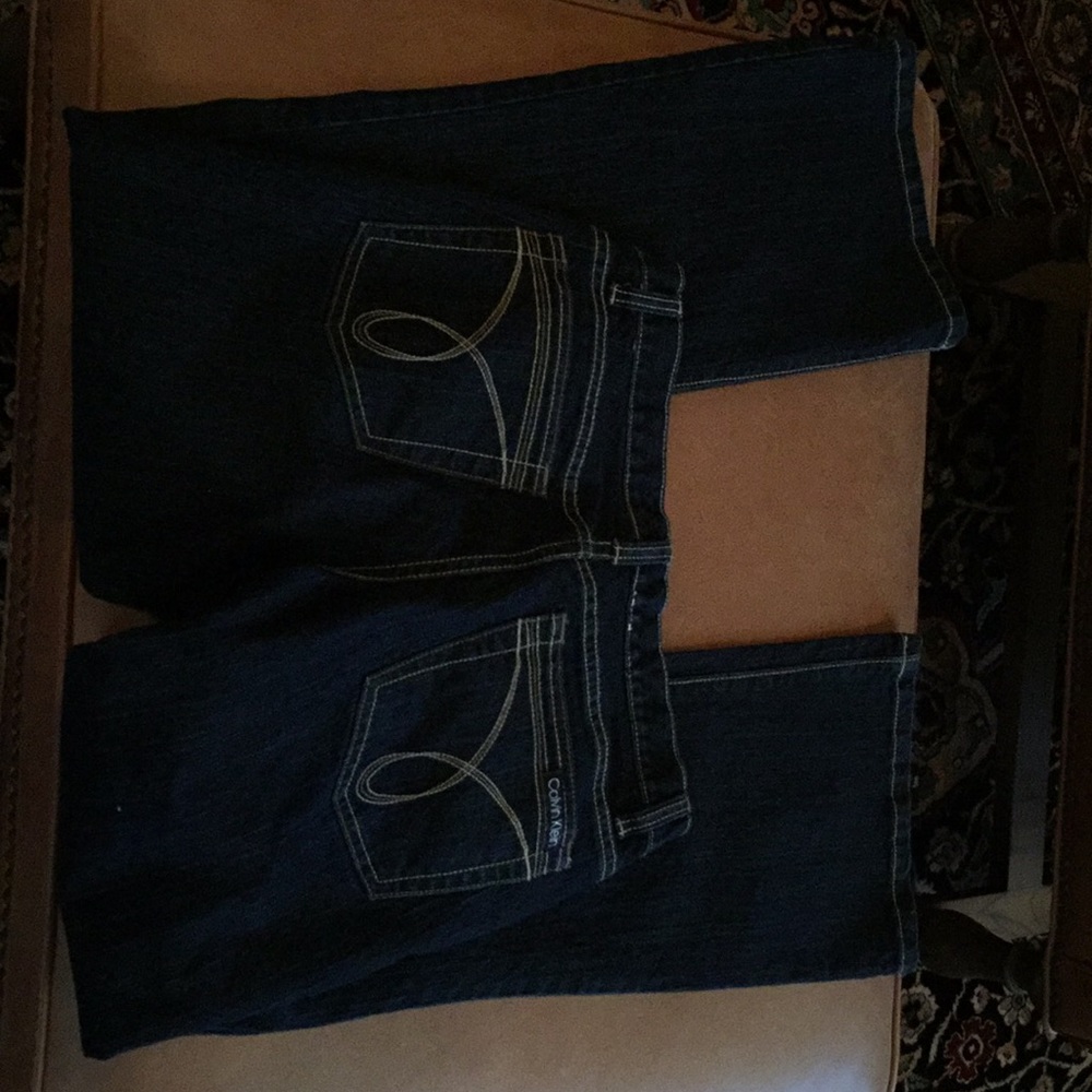 Calvin klein flare leg jean size 6. NWOT